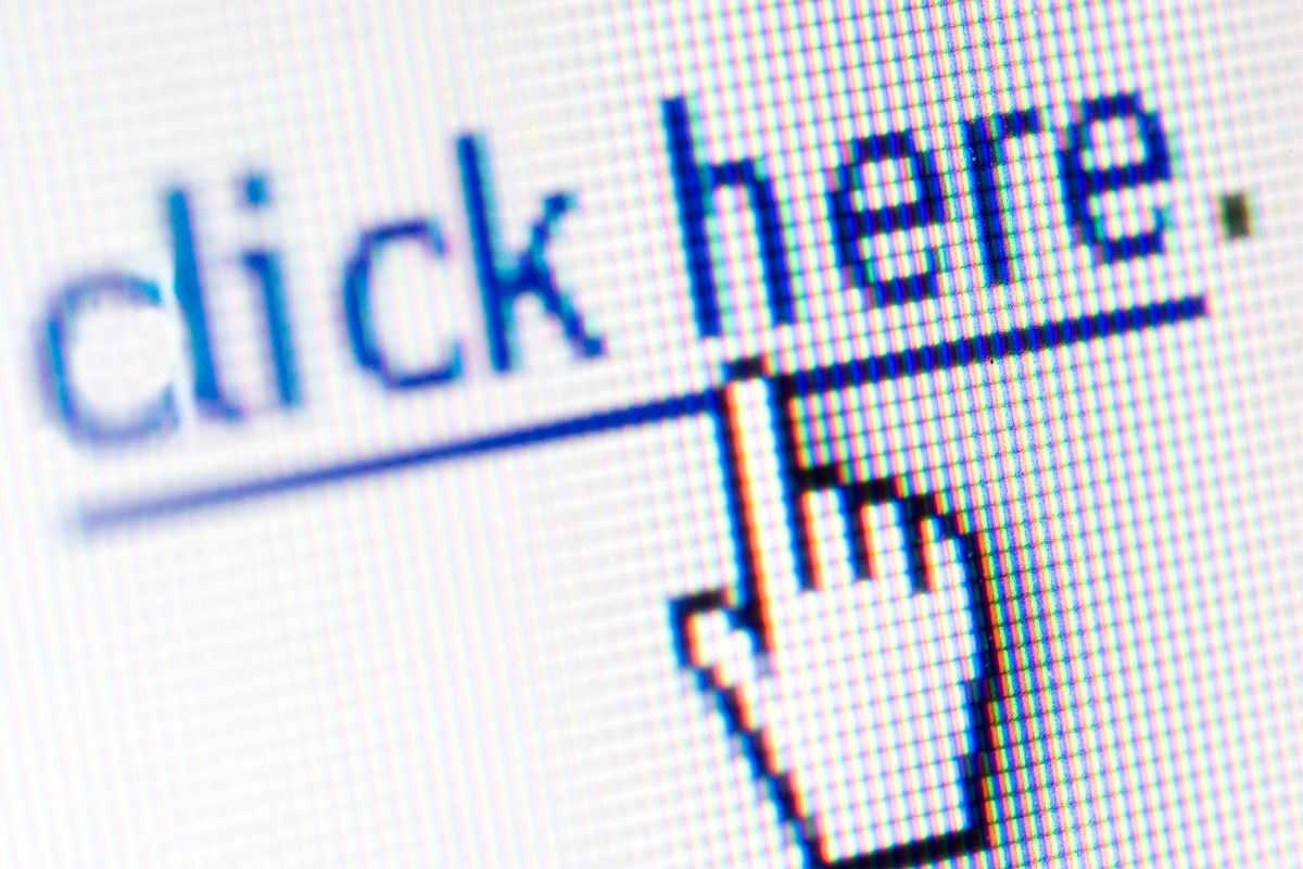How To Create A Hyperlink In A Blog Post - Blogaholic Designs